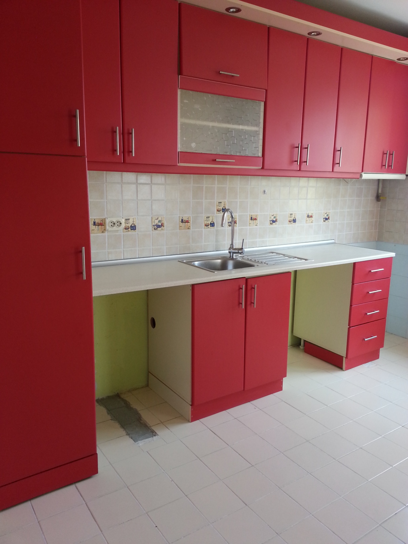 JETİZ DEN SATILIK KARTAL ATALARDA TEMİZ FERAH DAİRE 2+1