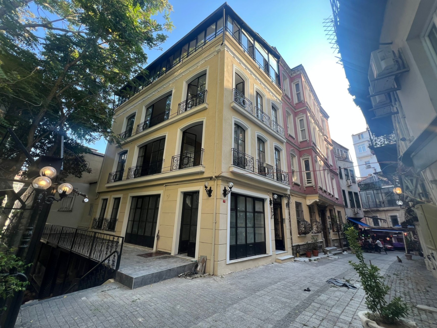 JETİZ DEN KİRALIK EFSANE MEKAN GAMSIZ MEYHANE 